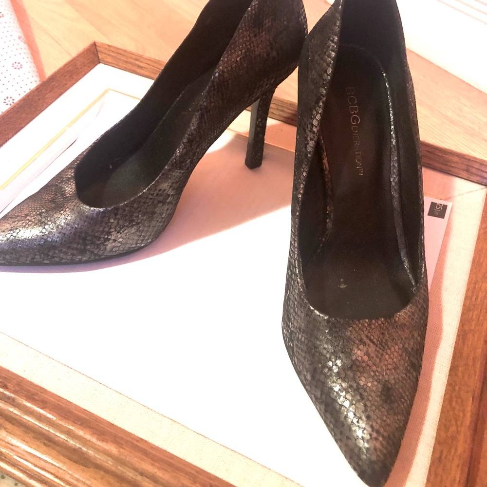 Womens BCBG shoe sz 7